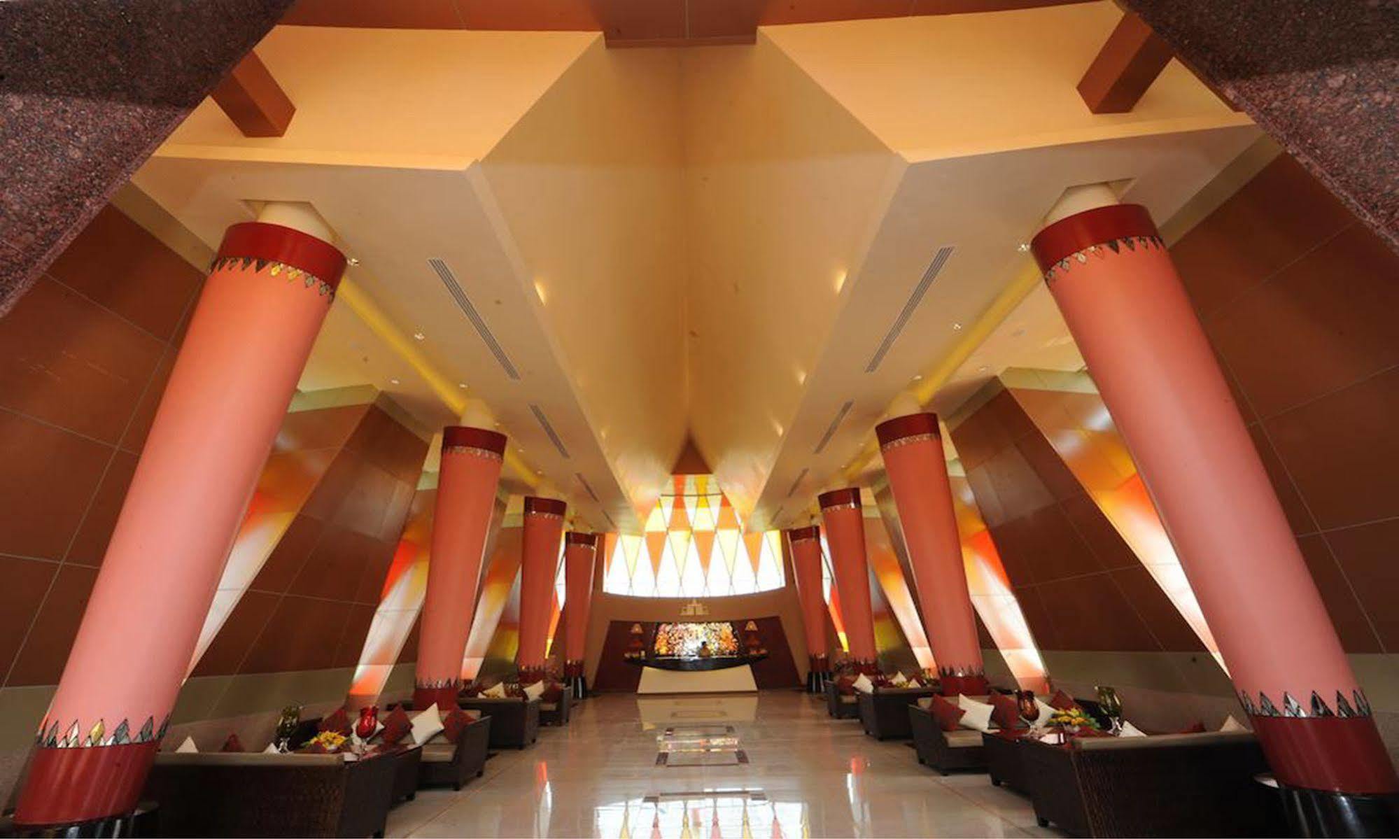 The Myat Mingalar Hotel Naypyidaw Екстер'єр фото